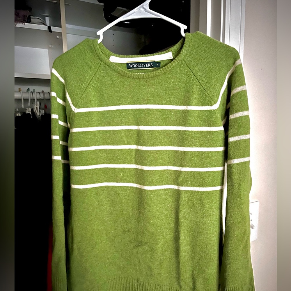 Woolovers crewneck sweater, 100%wool